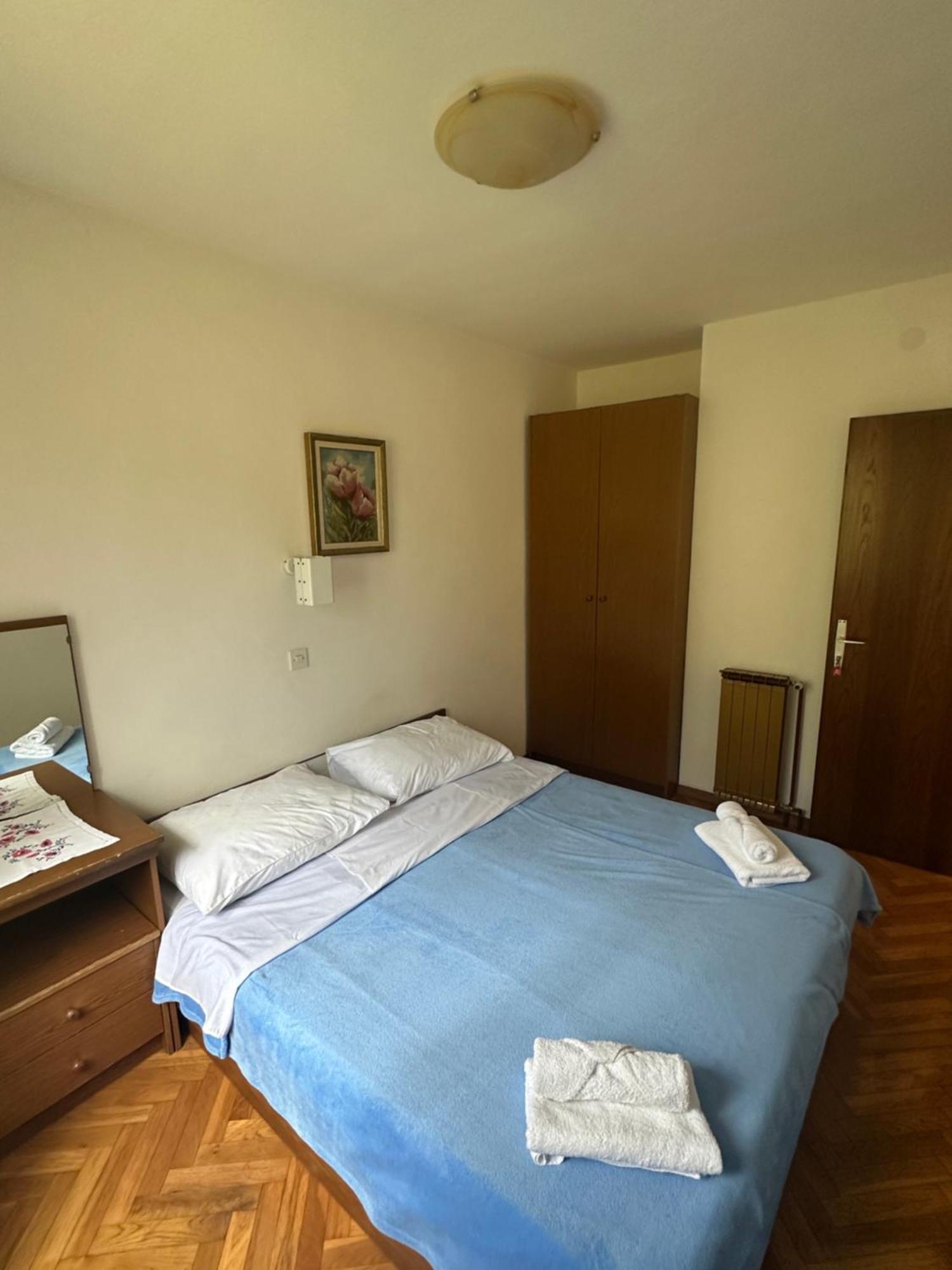Rooms And Apartments Roza Portoroz Exterior photo